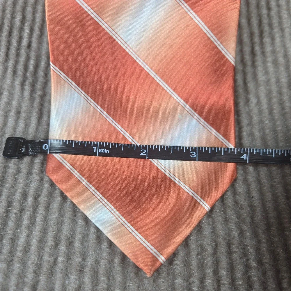 Nisen Mens Orange Gradient Striped Classic Silk Like Necktie